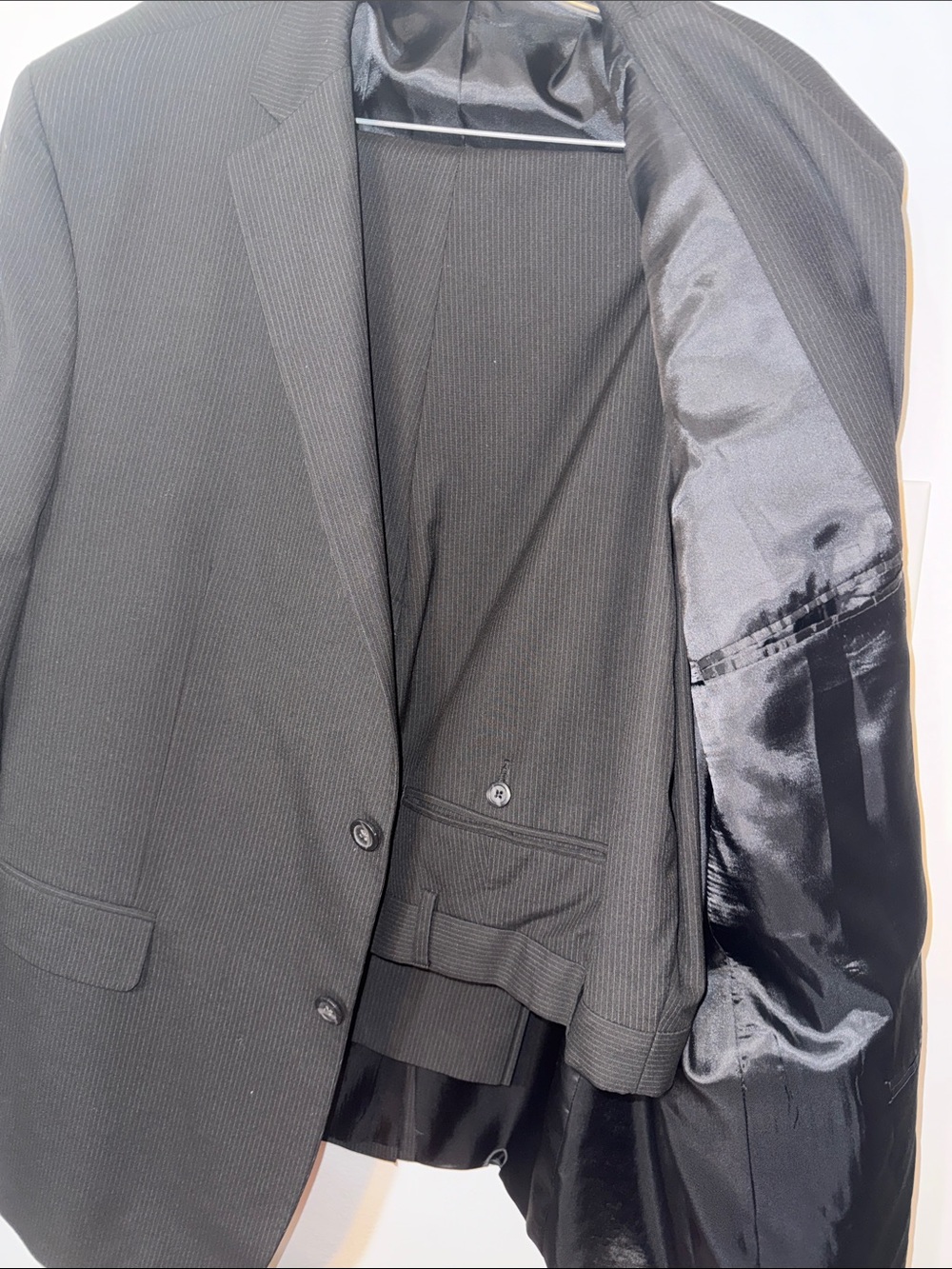 Geoffrey Beene Black Pinstripe Two-Button Suit Jacket size 46 Jacket pants 40-34